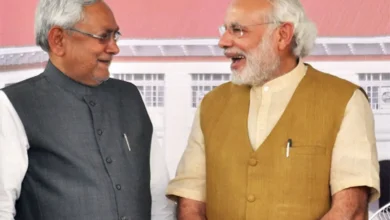बिहार चुनाव में सियासी सरगर्मी तेज — 2 नवंबर को पीएम मोदी का पटना में रोड शो, जेडीयू ने गोपाल मंडल समेत 5 नेताओं को निकाला बिहार चुनाव में सियासी सरगर्मी तेज — 2 नवंबर को पीएम मोदी का पटना में रोड शो, जेडीयू ने गोपाल मंडल समेत 5 नेताओं को निकाला